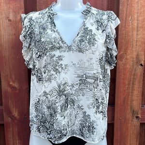 Etiquette Women’s Top Size M